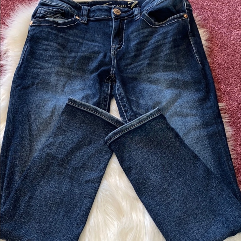 Seven7 Jeans